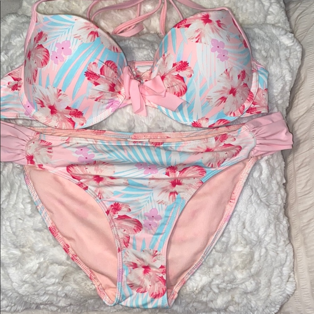 💗Hollister two piece bikini💗